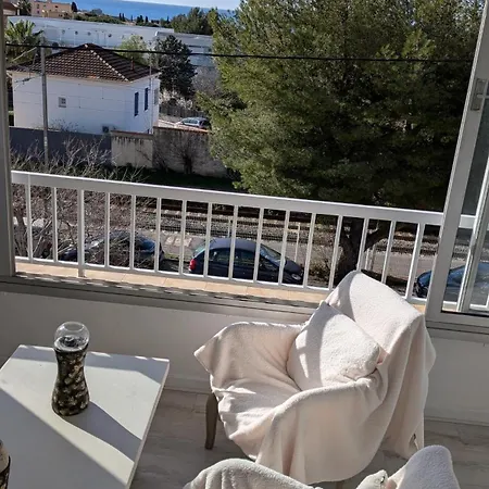 Le Richelieu With Small Sea View
