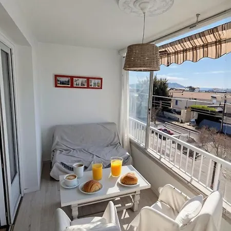 Apartmán Le Richelieu With Small Sea View *