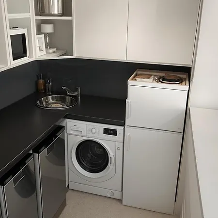 Apartamento Le Richelieu With Small Sea View